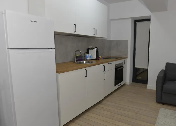 Апартаменти Bellevue Royale With Stunning Panoramic View *
