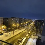 Bellevue Royale With Stunning Panoramic View 아파트 *