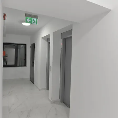 Bellevue Royale With Stunning Panoramic View Bucharest